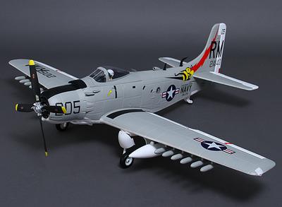 Durafly A-1 Skyraider w/flaps/retracts/lights/gear doors 1100mm (PNF)