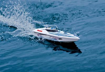 Traxxas Blast High Performance Race Boat RTR TQ2.4GHz Radio TRA38104