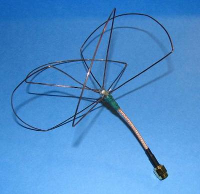 1.3 GHz Skew-Planar Wheel Whip Antenna (RHCP) Right Angle (IBC)